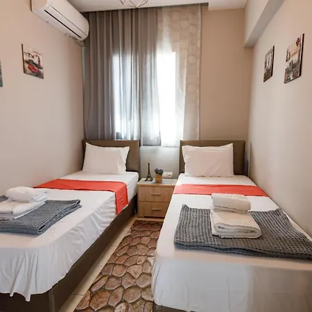 Joanna * Thessalonique