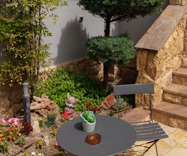 Joanna Willa Saloniki